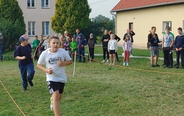 Szkolne Biegi Przełajowe 100