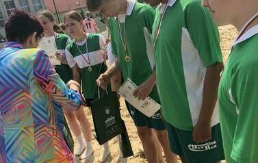 Powiatowe Igrzyska Młodzieży w Piłce Siatkowej Plażowej w Mikołajkach Pomorskich 7