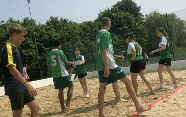 Powiatowe Igrzyska Młodzieży w Piłce Siatkowej Plażowej w Mikołajkach Pomorskich 8