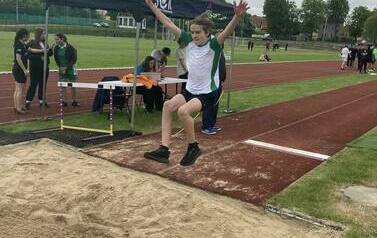 Powiatowe Igrzyska Młodzieży w Indywidualnej Lekkie atletyce, w kategorii dziewcząt i chłopc&oacute;w w Sztumie 38