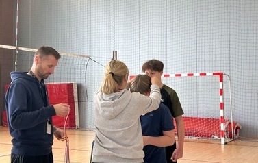 Powiatowe Igrzyska Dzieci w Piłce statkowej 4-ki&rdquo; w kategorii dziewcząt i chłopc&oacute;w w Sztumie 12