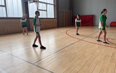 Powiatowe Igrzyska Dzieci w Piłce statkowej 4-ki&rdquo; w kategorii dziewcząt i chłopc&oacute;w w Sztumie 57