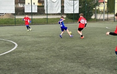 Powiatowe Igrzyska Dzieci w Piłce Nożnej, w Starym Targu 32