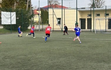 Powiatowe Igrzyska Dzieci w Piłce Nożnej, w Starym Targu 34