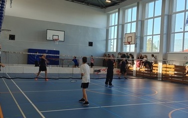 Powiawtowe Igrzyska dzieci i Młodzieży w Druzynowym Badminton w Mikołajkach Pomorskich 90