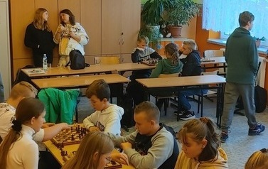 Powiatwoe Igrzyska Dzieci i Młodziezy w Drużynowych Szachach w Myslicach 36