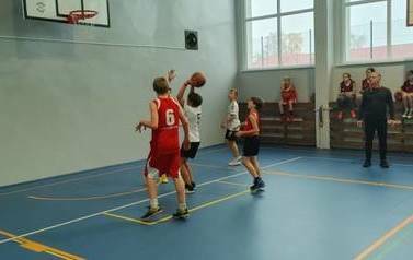15.11.2022 r. - Igrzyska Dzieci chłopc&oacute;w i dziewcząt w koszyk&oacute;wce 3x3 w Mikołajkach Pomorskich 7