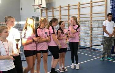 12.10.2022 r. - Powiawtowe Igrzyska dzieci i Młodzieży w Drużynowym Badminton w Mikołajkach Pomorskich 8