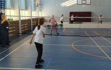 12.10.2022 r. - Powiawtowe Igrzyska dzieci i Młodzieży w Drużynowym Badminton w Mikołajkach Pomorskich 23