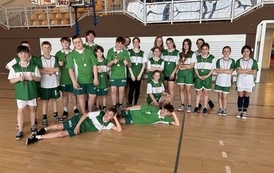 Powiatowe Igrzyska Dzieci w Koszyk&oacute;wce w kategorii dziewcząt i chłopc&oacute;w, w Sztumie 2