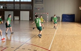 Powiatowe Igrzyska Dzieci w Koszyk&oacute;wce w kategorii dziewcząt i chłopc&oacute;w, w Sztumie 52