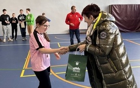 Powiatowe Igrzyska Młodzieży w Piłce Siatkowej w kategorii dziewcząt i chłopc&oacute;w w Mikołajkach Pomorskich 9