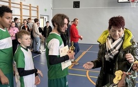 Powiatowe Igrzyska Młodzieży w Piłce Siatkowej w kategorii dziewcząt i chłopc&oacute;w w Mikołajkach Pomorskich 22