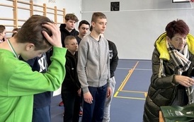 Powiatowe Igrzyska Młodzieży w Piłce Siatkowej w kategorii dziewcząt i chłopc&oacute;w w Mikołajkach Pomorskich 28