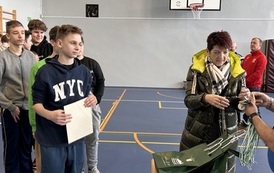 Powiatowe Igrzyska Młodzieży w Piłce Siatkowej w kategorii dziewcząt i chłopc&oacute;w w Mikołajkach Pomorskich 32