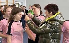 Powiatowe Igrzyska Młodzieży w Piłce Siatkowej w kategorii dziewcząt i chłopc&oacute;w w Mikołajkach Pomorskich 43