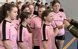 Powiatowe Igrzyska Młodzieży w Piłce Siatkowej w kategorii dziewcząt i chłopc&oacute;w w Mikołajkach Pomorskich 49