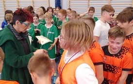 Powiatowe Igrzysk Dzieci w kategorii dziewcząt i chłopc&oacute;w w Unihokeju 20