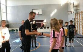 Powiawtowe Igrzyska dzieci i Młodzieży w Druzynowym Badminton w Mikołajkach Pomorskich 5