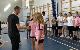 Powiawtowe Igrzyska dzieci i Młodzieży w Druzynowym Badminton w Mikołajkach Pomorskich 17