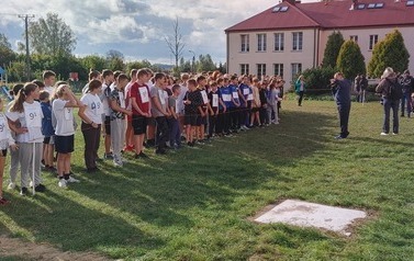 Powiatowe Igrzyska Dzieci, Powiatowe Igrzyska Młodziezy i Powiatowa Licealiada w Sztafetowych Biegach Przełajowych 215